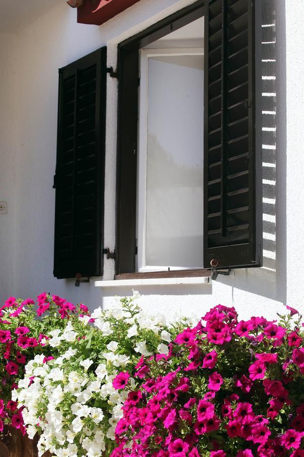 Apartments Patricia Banjole Exterior photo