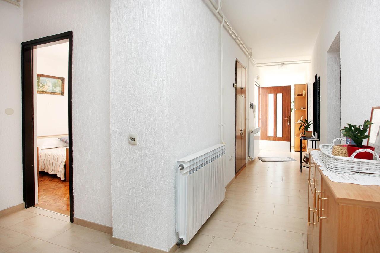 Apartments Patricia Banjole Exterior photo