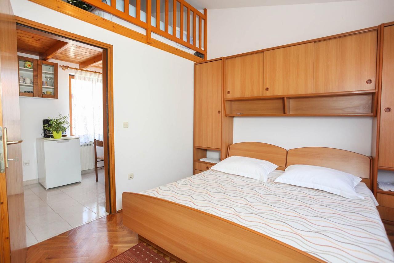 Apartments Patricia Banjole Exterior photo
