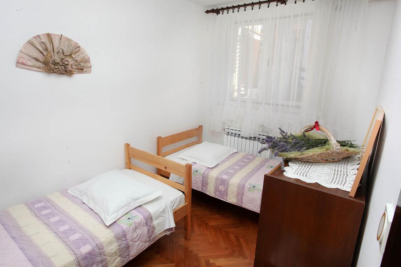Apartments Patricia Banjole Exterior photo
